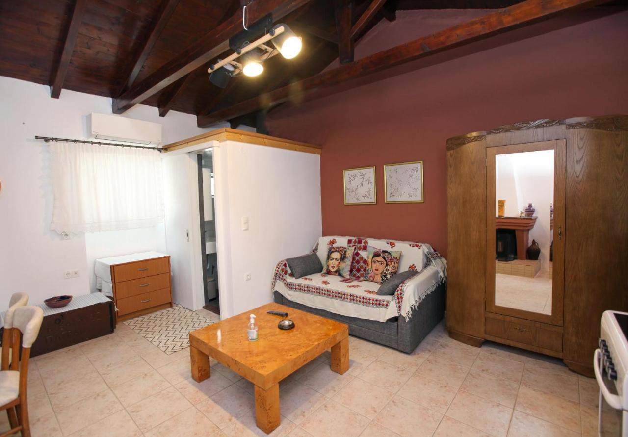 Traditional Guesthouse Asimakis Anifion Bagian luar foto